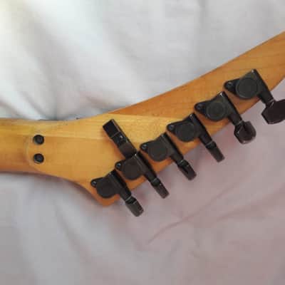 Vintage 1987 American Kramer Sustainer guitar maple neck image 9