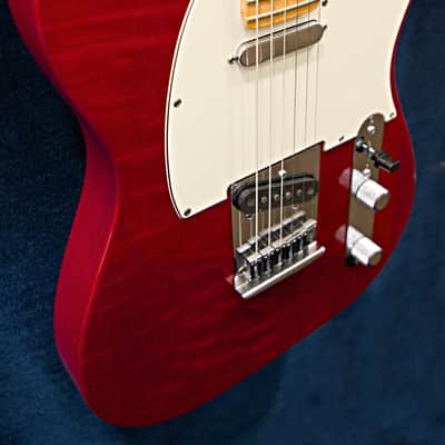 Fender Custom Shop Deluxe Telecaster 2012 – Quilted Maple Top Candy Red image 3