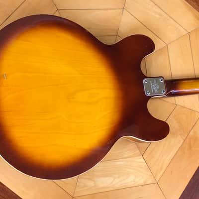 1960s Univox 335 Semi-Hollow Body Vintage 3 Tone Burst Electric Guitar MIJ Padded Case image 15