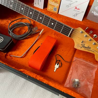 Fender American Vintage '65 Jazzmaster 2013 - 3-Color Sunburst image 16