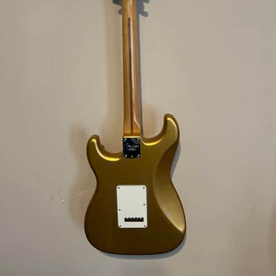 Fender Stratocaster 1979 - Gold Moded image 4