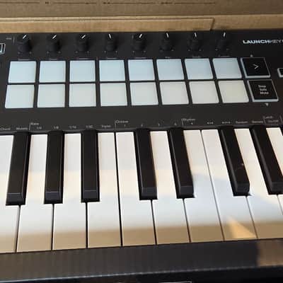 Novation Launchkey Mini MKIII MIDI Keyboard Controller 2019 - Present - Black