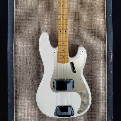 Fender '57 American Vintage Reissue 2012 Precision Bass Classic Tone & Feel (220) image 2