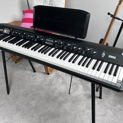 Korg SV1-88 Stage Vintage Digital Piano 2009 - Present - Black with White / Black Keys