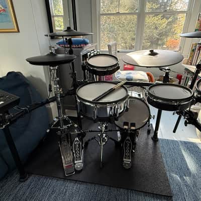 Mint Condition Roland TD-50K2 5 Piece V-Drum Kit with Upgraded Crash (Free Shipping)
