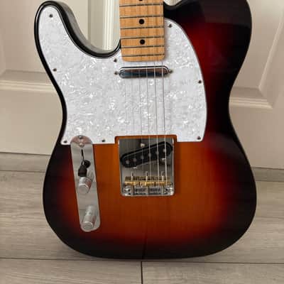 Left handed fender player telecaster *modified* image 2