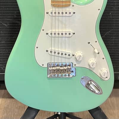 Fender American Special Stratocaster with Maple Fretboard 2013 - Surf Green image 4