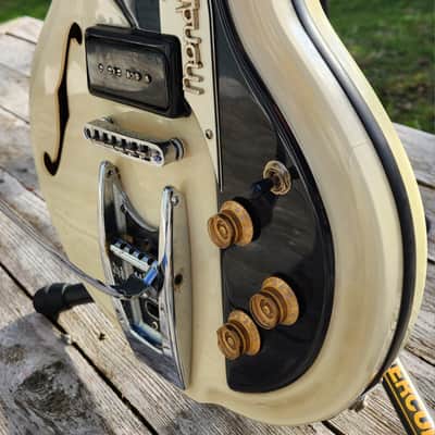 RARE! Italia Mondial Classic Deluxe Reso-Glass Semi-Hollow Guitar 2009 MIK image 4