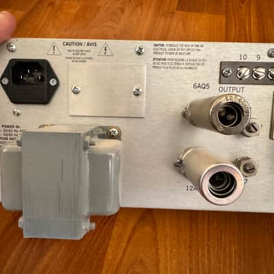 Universal Audio LA-2A Leveling Amplifier / Optical Compressor 2000 - Present - Gray image 10