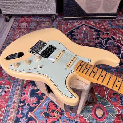 *Video* Yngwie Malmsteen Signature Stratocaster *Yngwie Signature* 1999-2000 Fender ST-71 140YM CIJ image 13