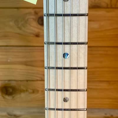 Fender Richie Kotzen Stratocaster SSS 2025 - Transparent Red Burst image 4