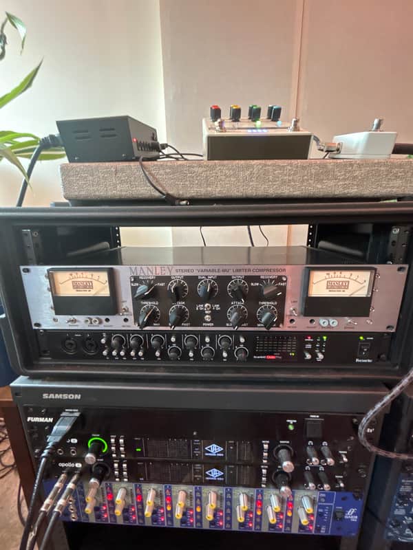 Manley Labs Variable MU Stereo Tube Compressor Limiter 2000s - Purple image 1