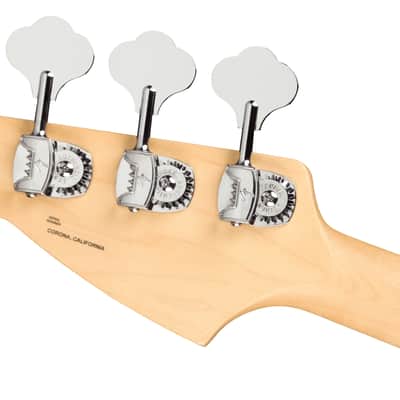 Fender Americ. Performer Mustang Bass image 4