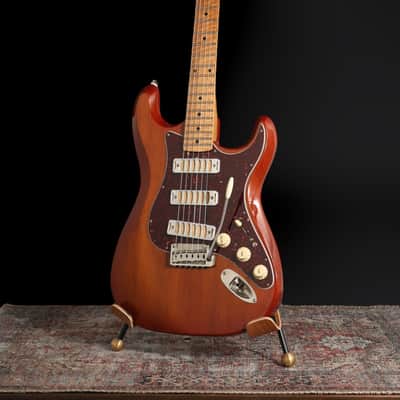 Ronin Morningstar 2019 - Honey Burst w/ highly figured “Flame Maple” neck + Raw Aluminum FB Mini’s image 7