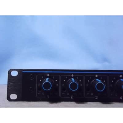 Shure SCM810 8-Channel Automatic Mic Mixer with EQ image 2