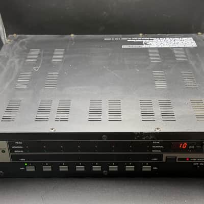 Yamaha AD824 Converter image 3