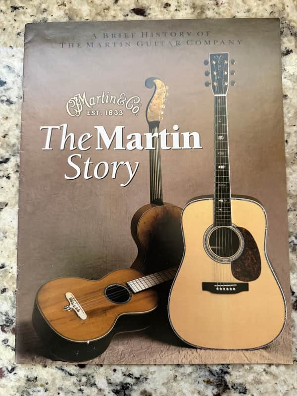 The Martin Story Magazine Brochure 2003 Catalog DM D-1R 16GT HD-28V vintage series 45 28 image 1