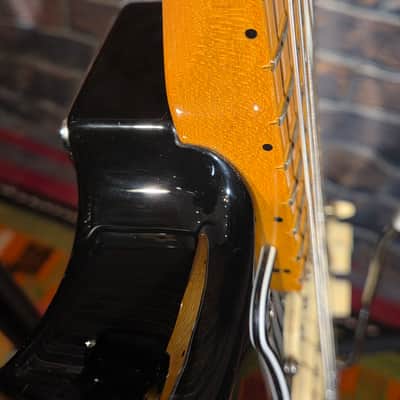 Fender 2018 Player Stratocaster Maple Fretboard Black image 9