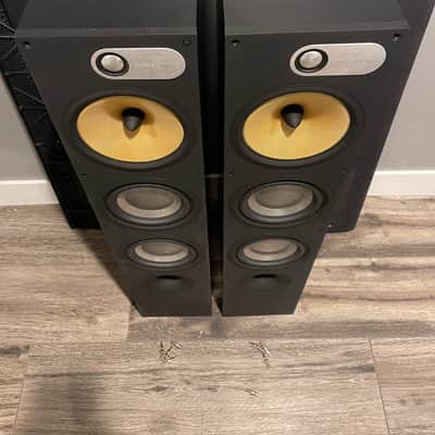 Bowers & Wilkins 683 Black image 3
