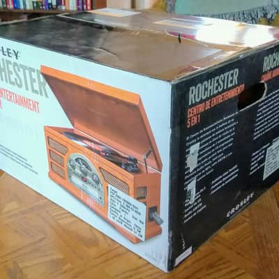 Crosley Rochester CR66 image 8