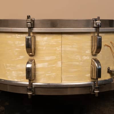 1940s Leedy 5.5x14 Avalon Pearl Broadway Snare Drum image 6