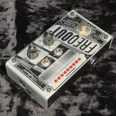 Digitech Freqout [12002698018] (07/01) image 2