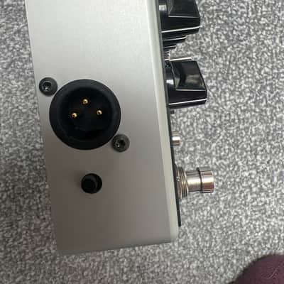 Darkglass Electronics Microtubes B7K Ultra V2 Bass Preamp 2019 - Present - Black image 3