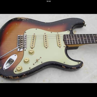 Bravewood Stratocaster 2010 Faded sunburst image 2