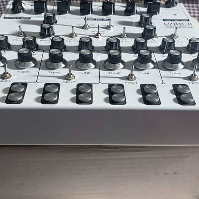 Soma Laboratory Lyra-8 Organismic Synthesizer 2017 - 2020 - White image 5