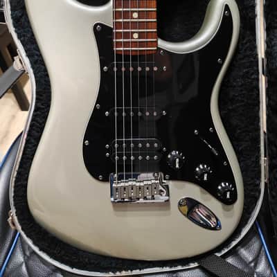 Fender American Standard Stratocaster HSS 2003 - Inca Silver image 2