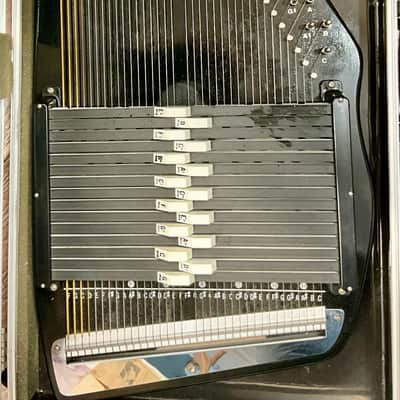 Oscar Schmidt 36 String Autoharp w/ Hardshell Case image 1