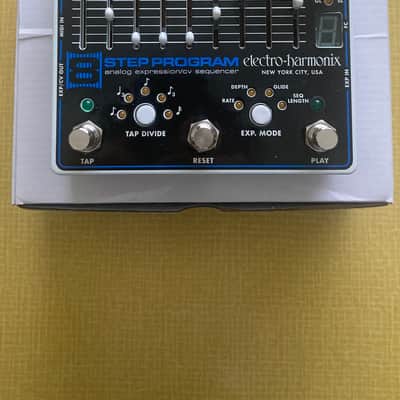 Electro-Harmonix 8-Step Program Analog Expression / CV Sequencer 2013 - Present Black image 1