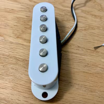 Single Coil Pickup with Screws & Springs (Squier Bullet Strat) image 1