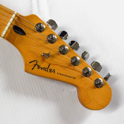 Fender Player Plus Stratocaster - 3-Color Sunburst image 7