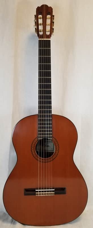 Aria Vintage A559 Solid Cedar Top Mllched Jacaranda Back & Sides