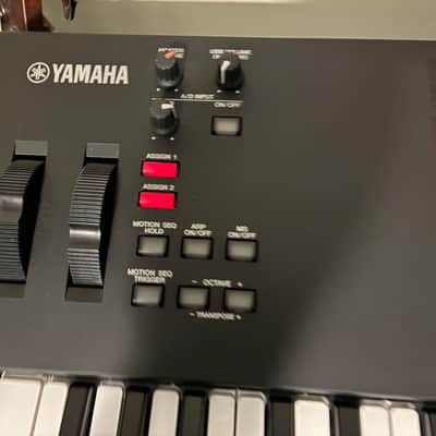 Yamaha MODX7 Synthesizer Bild 2