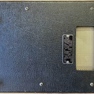 Roland RE-201 Space Echo Tape Delay/Reverb Effects Unit image 6