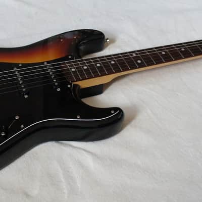 Fender Japan ST-72 Stratocaster Reissue 3 Tone SB Rare Excellent OOP image 16