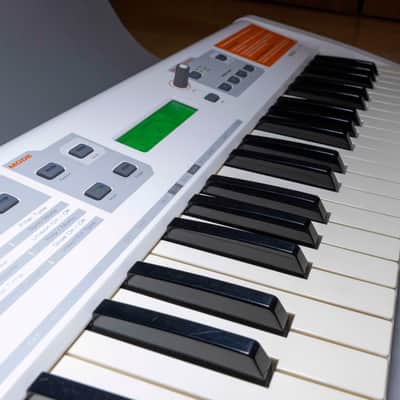 M-Audio Venom 49-Key Virtual Analog Synth image 6