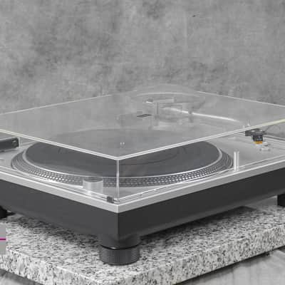 Technics SL-1200GR Direct Drive Turntable in Excellent Condition image 16