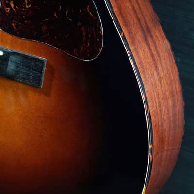 Eastman E100SS-DLX-SB Sunburst Solid Wood w/ Fishman Electronics image 12