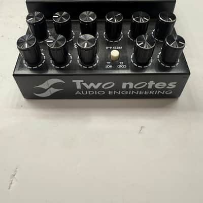 Immagine Two Notes Le Bass Dual Channel Tube Preamp DI Direct Box Guitar Effect Pedal - 6