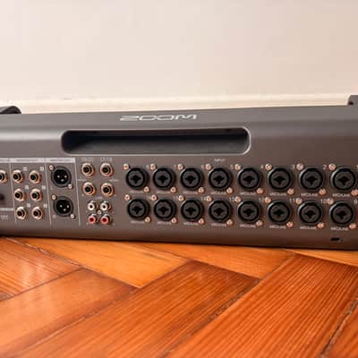 Zoom LiveTrak L-20R Rackmount Digital Mixer / Recorder 2010s - Grey / Blue image 3