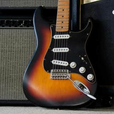 Fender Standard Stratocaster with Maple Fretboard 2008 (upgrade) - Brown Sunburst image 2