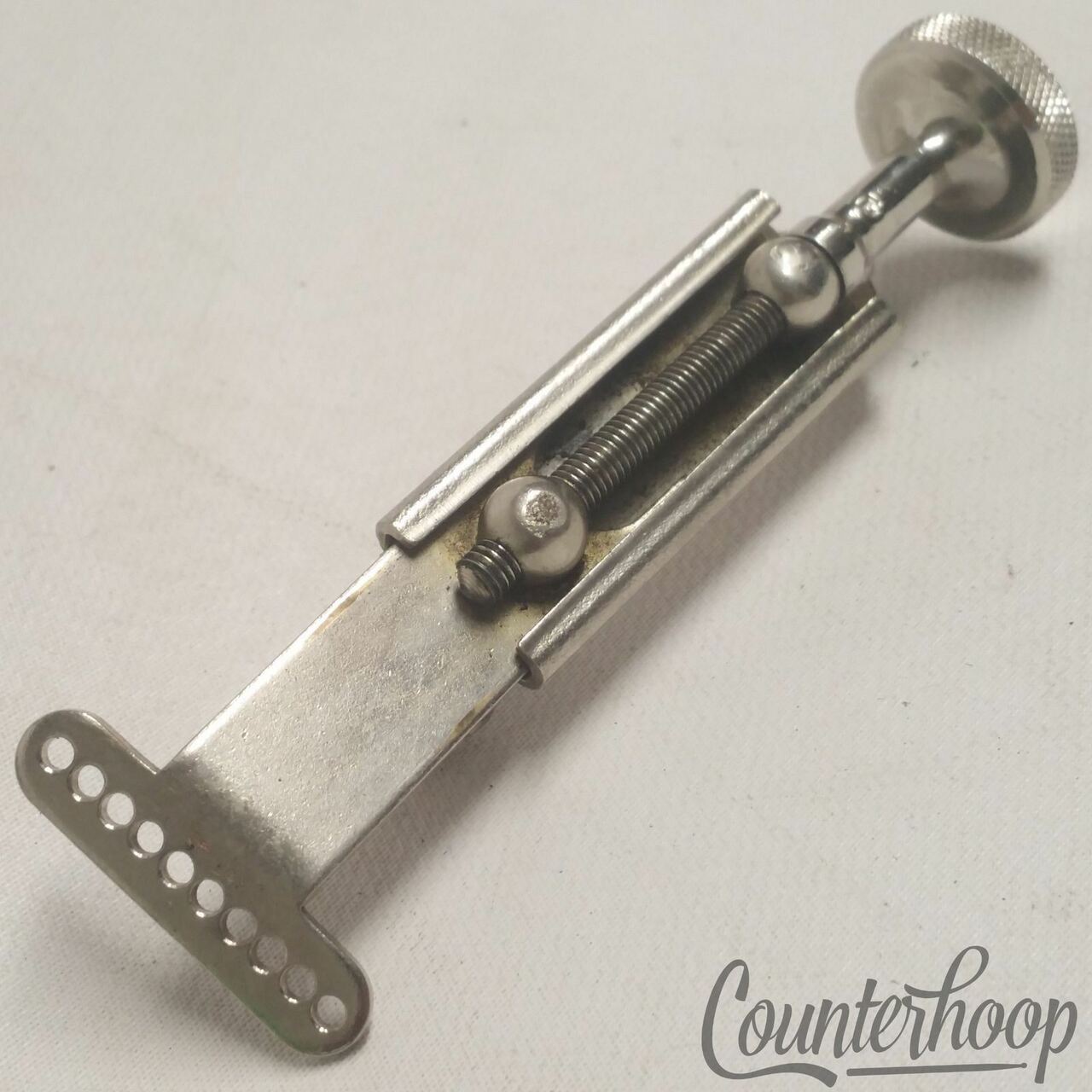 Leedy & Ludwig Snare Drum Strainer Nickel Vintage 40s 2 7/16"Marching Parade USA — main photograph