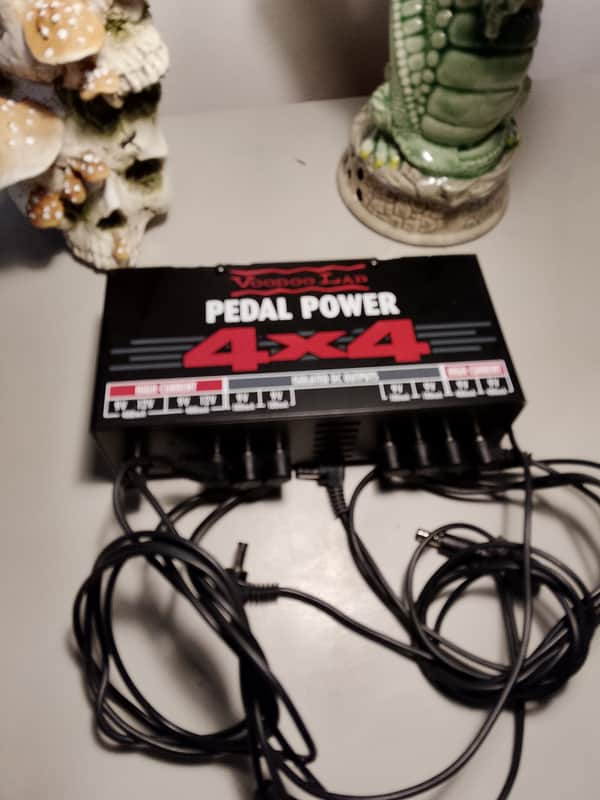 Voodoo Lab Pedal Power 4X4