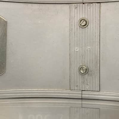 Slingerland - 5x14" No. 140, 10-Lug Aluminum Snare Drum with Rapid Strainer 1970s - Ribbed Aluminum. Engraved Hoops! image 6