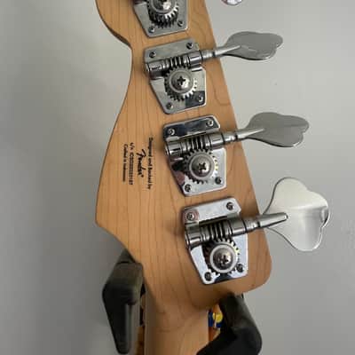 Squier Affinity Jazz Bass - Charcoal Frost Metallic image 3