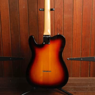 Fender Made in Japan Traditional '60s Telecaster 3-Colour Sunburst Electric Guitar image 11