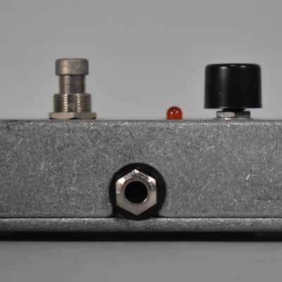 Electro-Harmonix LPB-1 Nano Linear Power Booster Preamp Pedal image 7